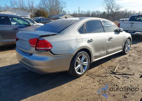 2014 Volkswagen Passat 2.0L Tdi Se z USA, uszkodzony, nr VIN 1VWBN7A35EC110623